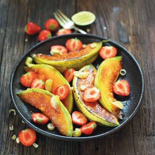 Melons & strawberries (with syrup tart) Melons & strawberries (with syrup tart)