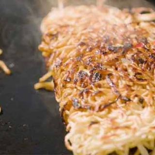 Chow Mein Tacos a la plancha Chow Mein Tacos a la plancha